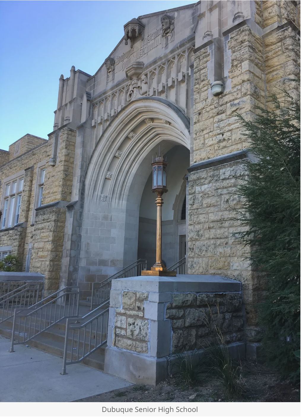 Dubuque Senior High School